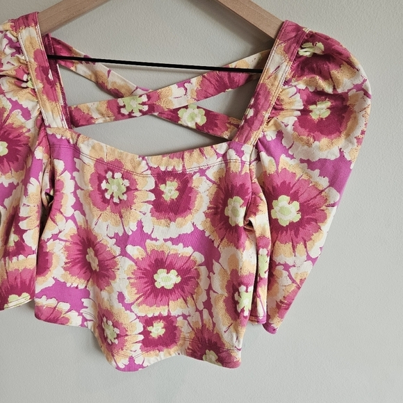 Free People Give Me More Pink Multi Floral Half Sleeve Crop Top Pop Combo NWT - Picture 4 of 8